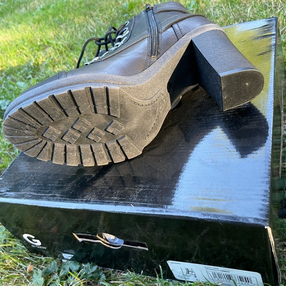 G by guess 8.5 new in box boots - Picture 6 of 7